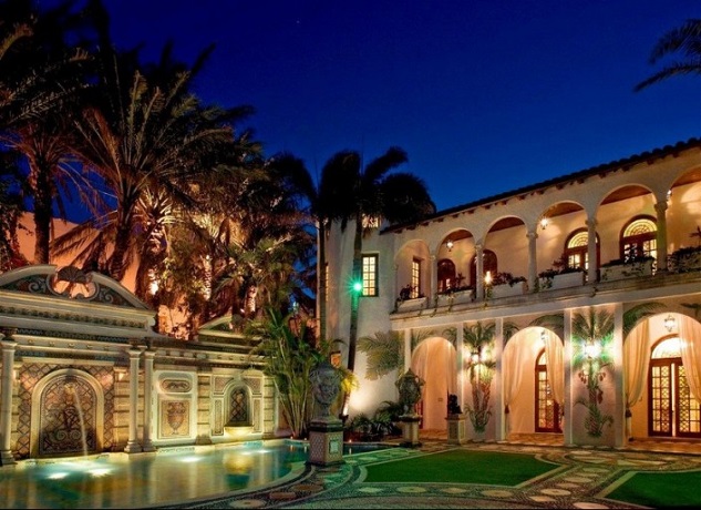 Dream Homes-The Versace Mansion4