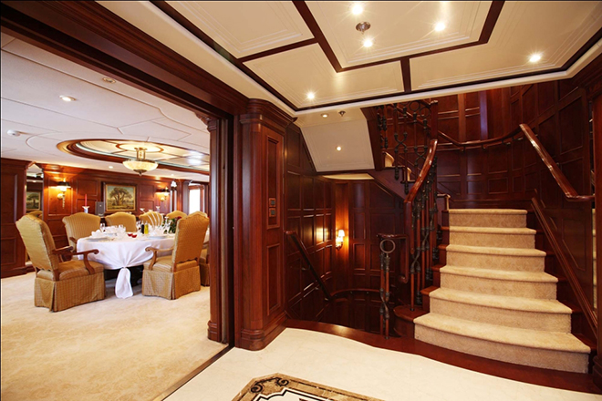 Best yacht Interior NOMAD 8