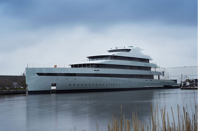 Feadship launched the World's Largest Hybrid Yacht Savannah 1
