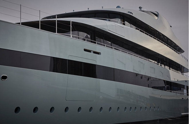 Feadship launched the World's Largest Hybrid Yacht Savannah 5