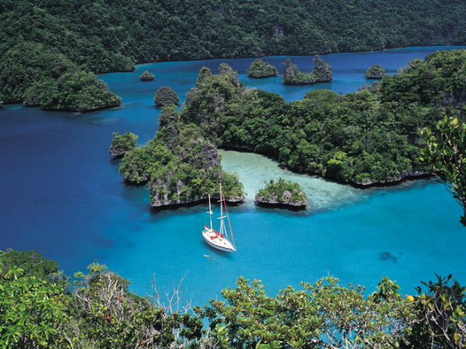 Luxury Yacht Destination - Fiji Island 1