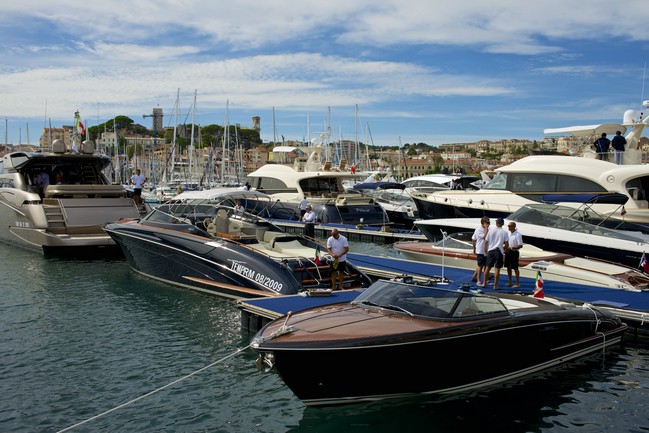 25 Superyacht Charters to Enjoy during Cannes Yachting Festival 2