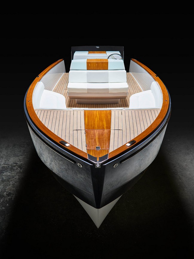 Meet the World's First Completely Electrical Yacht by Hinckley Yachts 1