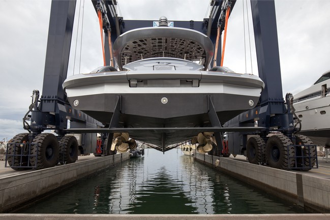 Luxury Superyachts - Meet the Avant-Garde Design of Dynamiq's GTT 115 5