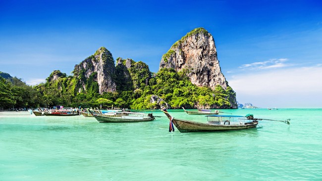 Southeast Asia Is One of the Most Exciting Luxury Charter Destinations 9