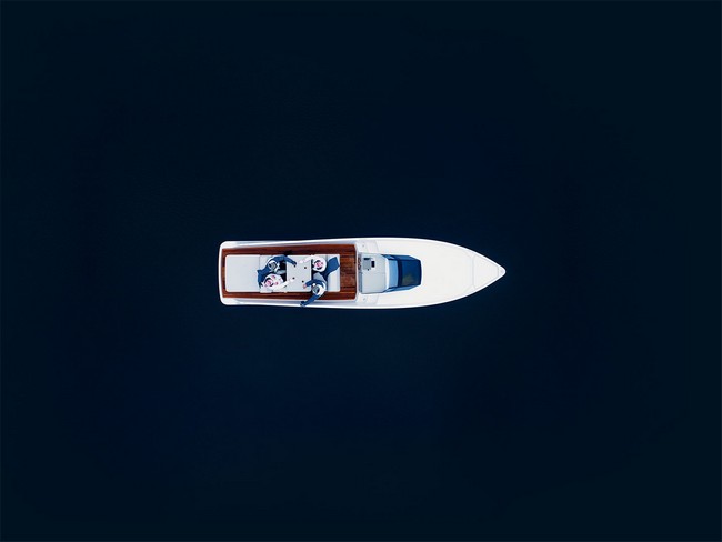 Meet the Minimalist Design of Q-Yachts' Latest Electric Motor Yacht 1 (1)